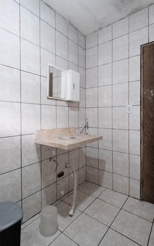 Casa para alugar com 320m², 4 quartos e 1 vagaBanheiro