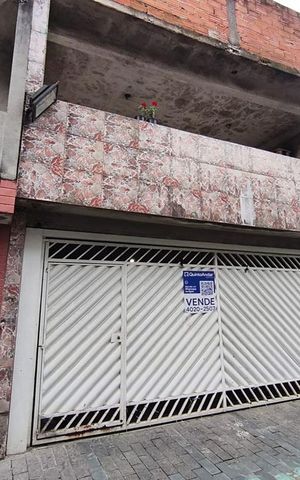 Casa para alugar com 320m², 4 quartos e 1 vaga Casa para alugar com 320m², 4 quartos e 1 vagaFachada