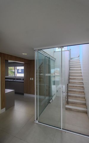 Apartamento para alugar com 310m², 3 quartos e 3 vagasSala