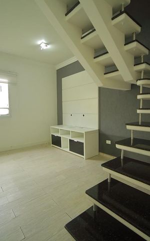 Casa de condomínio para alugar com 123m², 2 quartos e 2 vagasSala