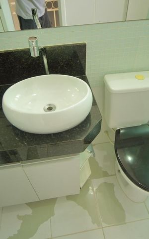 Casa de condomínio para alugar com 123m², 2 quartos e 2 vagasBanheiro 