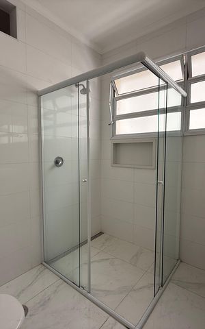 Apartamento para alugar com 320m², 3 quartos e 2 vagas Apartamento para alugar com 320m², 3 quartos e 2 vagasBanheiro 1