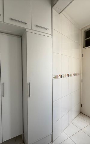 Apartamento para alugar com 320m², 3 quartos e 2 vagas Apartamento para alugar com 320m², 3 quartos e 2 vagasÁrea de Serviço