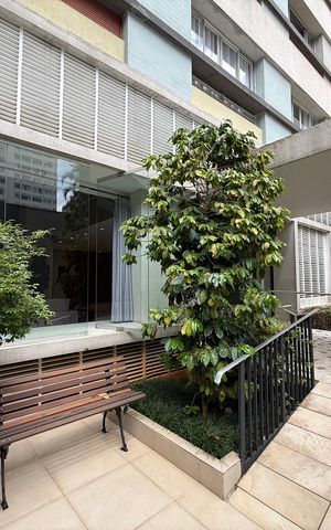 Apartamento para alugar com 320m², 3 quartos e 2 vagas Apartamento para alugar com 320m², 3 quartos e 2 vagasEntrada