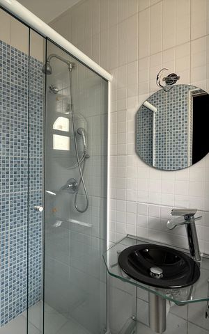 Apartamento para alugar com 320m², 3 quartos e 2 vagas Apartamento para alugar com 320m², 3 quartos e 2 vagasBanheiro 2