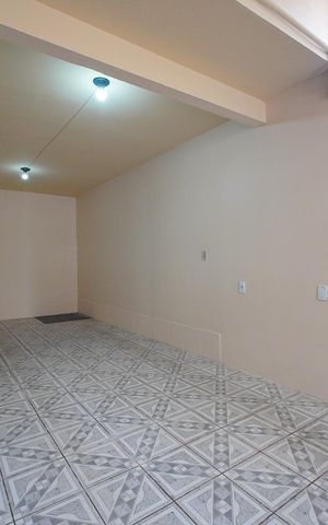 Casa para alugar com 70m², 2 quartos e 2 vagas Casa para alugar com 70m², 2 quartos e 2 vagasSala