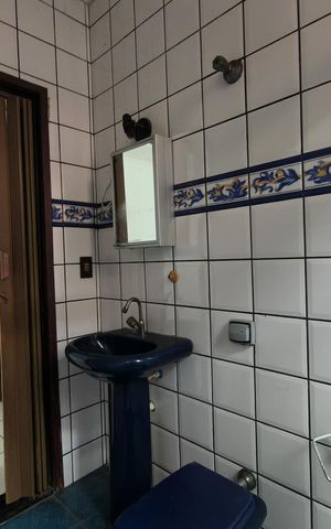 Casa para alugar com 150m², 4 quartos e 2 vagas Casa para alugar com 150m², 4 quartos e 2 vagasBanheiro da Suíte 1