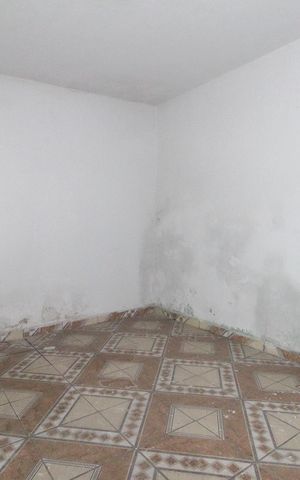 Casa à venda com 150m², 3 quartos e 4 vagas Casa à venda com 150m², 3 quartos e 4 vagasSala