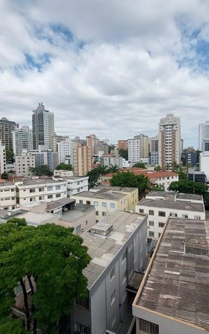 Apartamento à venda com 340m², 5 quartos e 3 vagas Apartamento à venda com 340m², 5 quartos e 3 vagasvista