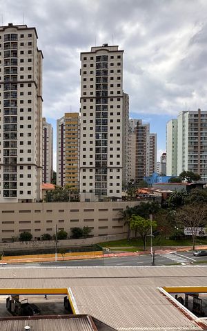 Apartamento para alugar com 42m², 2 quartos e sem vaga Apartamento para alugar com 42m², 2 quartos e sem vagaVista da Sacada