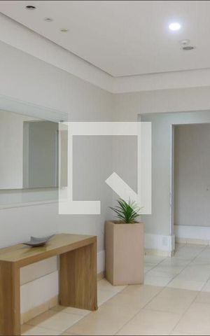 Apartamento para alugar com 42m², 2 quartos e sem vaga Apartamento para alugar com 42m², 2 quartos e sem vagaÁrea comum - Hall