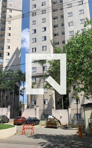 Apartamento para alugar com 42m², 2 quartos e sem vaga Apartamento para alugar com 42m², 2 quartos e sem vagaFachada
