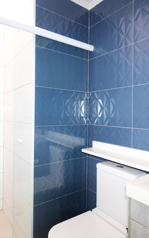 Casa de condomínio para alugar com 110m², 2 quartos e 2 vagasBanheiro