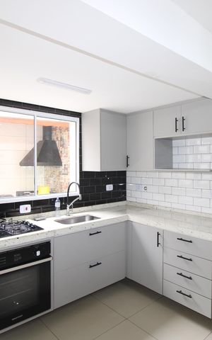 Casa de condomínio para alugar com 110m², 2 quartos e 2 vagasCozinha