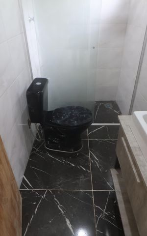 Casa para alugar com 80m², 3 quartos e 2 vagasBanheiro