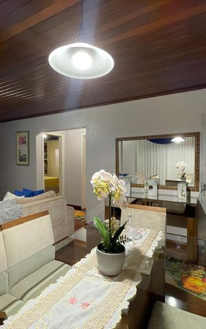 Casa à venda com 150m², 2 quartos e 3 vagas