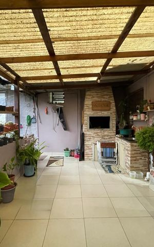 Casa à venda com 150m², 2 quartos e 3 vagas