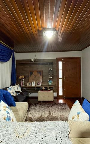 Casa à venda com 150m², 2 quartos e 3 vagas