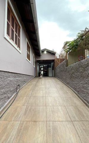 Casa à venda com 150m², 2 quartos e 3 vagas
