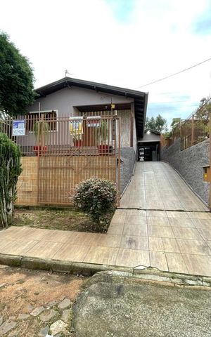 Casa à venda com 150m², 2 quartos e 3 vagas Casa à venda com 150m², 2 quartos e 3 vagasPlaca instalada em 09/10/2026 com o código PIMZ-246