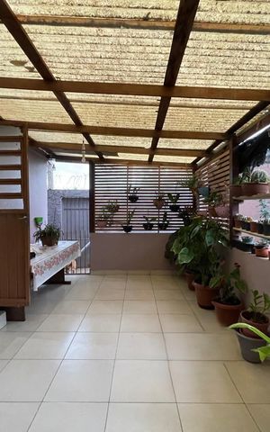 Casa à venda com 150m², 2 quartos e 3 vagas