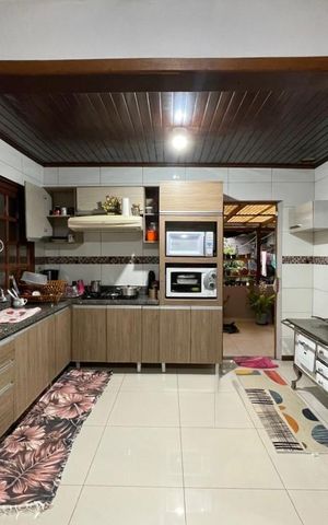 Casa à venda com 150m², 2 quartos e 3 vagas