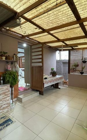 Casa à venda com 150m², 2 quartos e 3 vagas