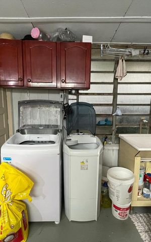 Casa à venda com 150m², 2 quartos e 3 vagas