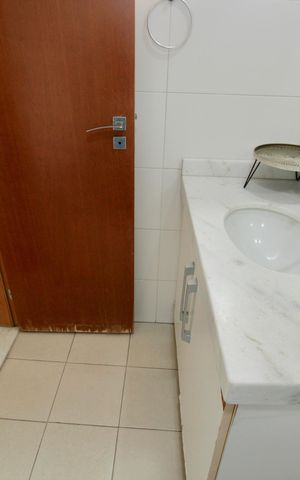 Apartamento para alugar com 78m², 2 quartos e 1 vaga Apartamento para alugar com 78m², 2 quartos e 1 vagaBanheiro da Suíte 2