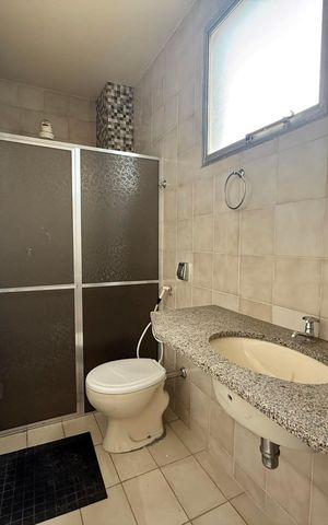 Apartamento à venda com 160m², 3 quartos e 1 vaga Apartamento à venda com 160m², 3 quartos e 1 vagaSuíte - Banheiro