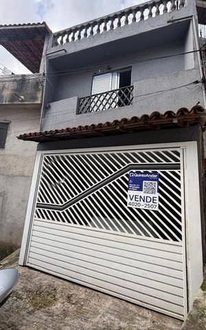Casa à venda com 120m², 3 quartos e 1 vagaFachada