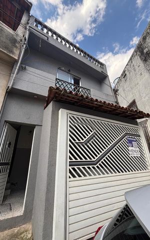 Casa à venda com 120m², 3 quartos e 1 vagaFachada