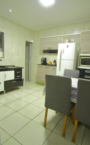 Casa à venda com 120m², 3 quartos e 1 vagaCozinha 