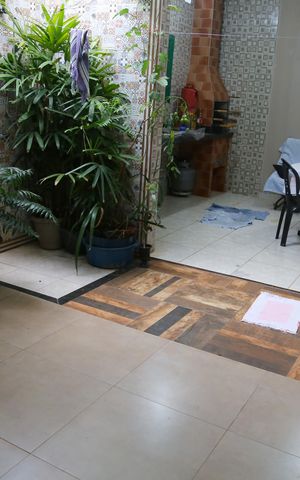 Casa à venda com 400m², 9 quartos e 4 vagasÁrea