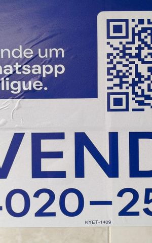 Apartamento à venda com 50m², 2 quartos e 1 vaga Apartamento à venda com 50m², 2 quartos e 1 vagaPlaca