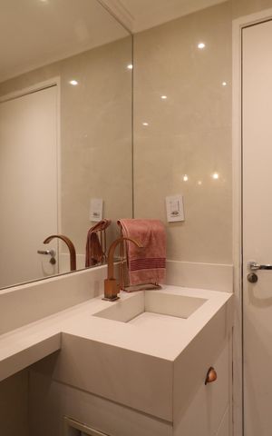 Apartamento à venda com 64m², 3 quartos e 1 vaga Apartamento à venda com 64m², 3 quartos e 1 vagaBanheiro