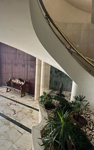 Apartamento para alugar com 96m², 2 quartos e 1 vaga Apartamento para alugar com 96m², 2 quartos e 1 vagaHall de entrada
