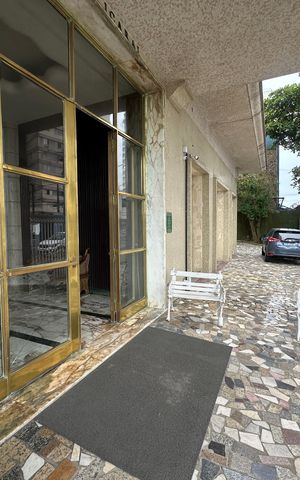 Apartamento para alugar com 96m², 2 quartos e 1 vaga Apartamento para alugar com 96m², 2 quartos e 1 vagaHall de entrada