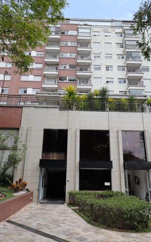 Apartamento para alugar com 72m², 2 quartos e 1 vagaFachada e portaria