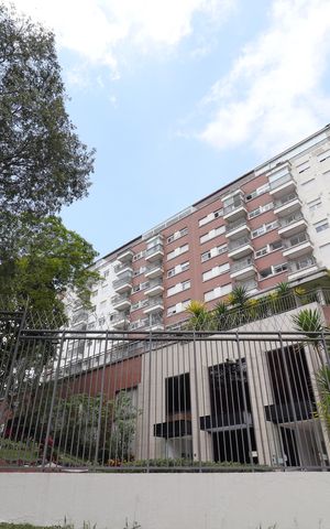 Apartamento para alugar com 72m², 2 quartos e 1 vagaFachado do condomínio