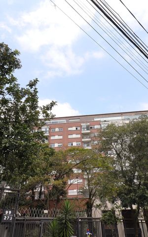 Apartamento para alugar com 72m², 2 quartos e 1 vagaFachado do condomínio