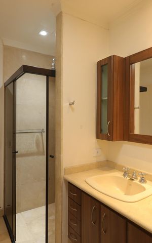 Apartamento para alugar com 315m², 4 quartos e 4 vagasBanheiro da Suíte 4