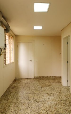 Apartamento para alugar com 315m², 4 quartos e 4 vagasÁrea de Serviço