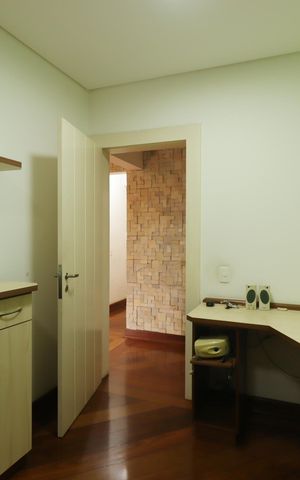 Apartamento para alugar com 315m², 4 quartos e 4 vagasEscritório