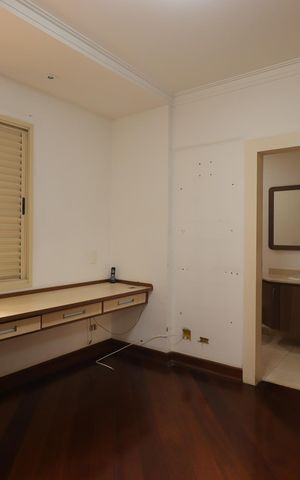 Apartamento para alugar com 315m², 4 quartos e 4 vagasSuíte 2