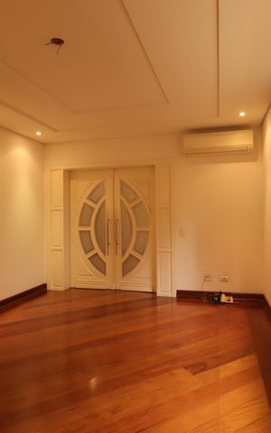 Apartamento para alugar com 315m², 4 quartos e 4 vagasSala de Jantar