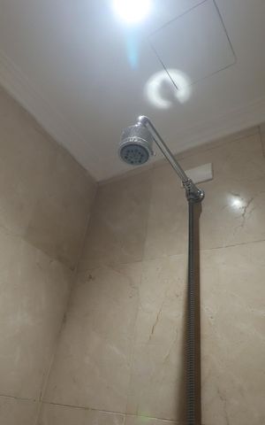 Apartamento para alugar com 315m², 4 quartos e 4 vagasBanheiro da Suíte 4 - Chuveiro