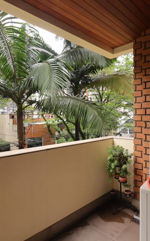 Apartamento para alugar com 315m², 4 quartos e 4 vagasVaranda da Sala de Estar