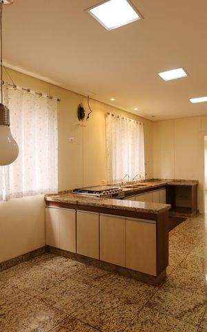 Apartamento para alugar com 315m², 4 quartos e 4 vagasCozinha