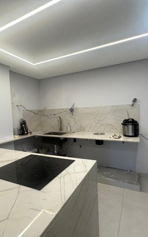 Apartamento à venda com 112m², 3 quartos e 2 vagas Apartamento à venda com 112m², 3 quartos e 2 vagasCozinha